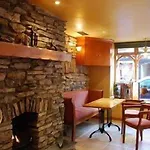 Davitts 3* Kenmare
